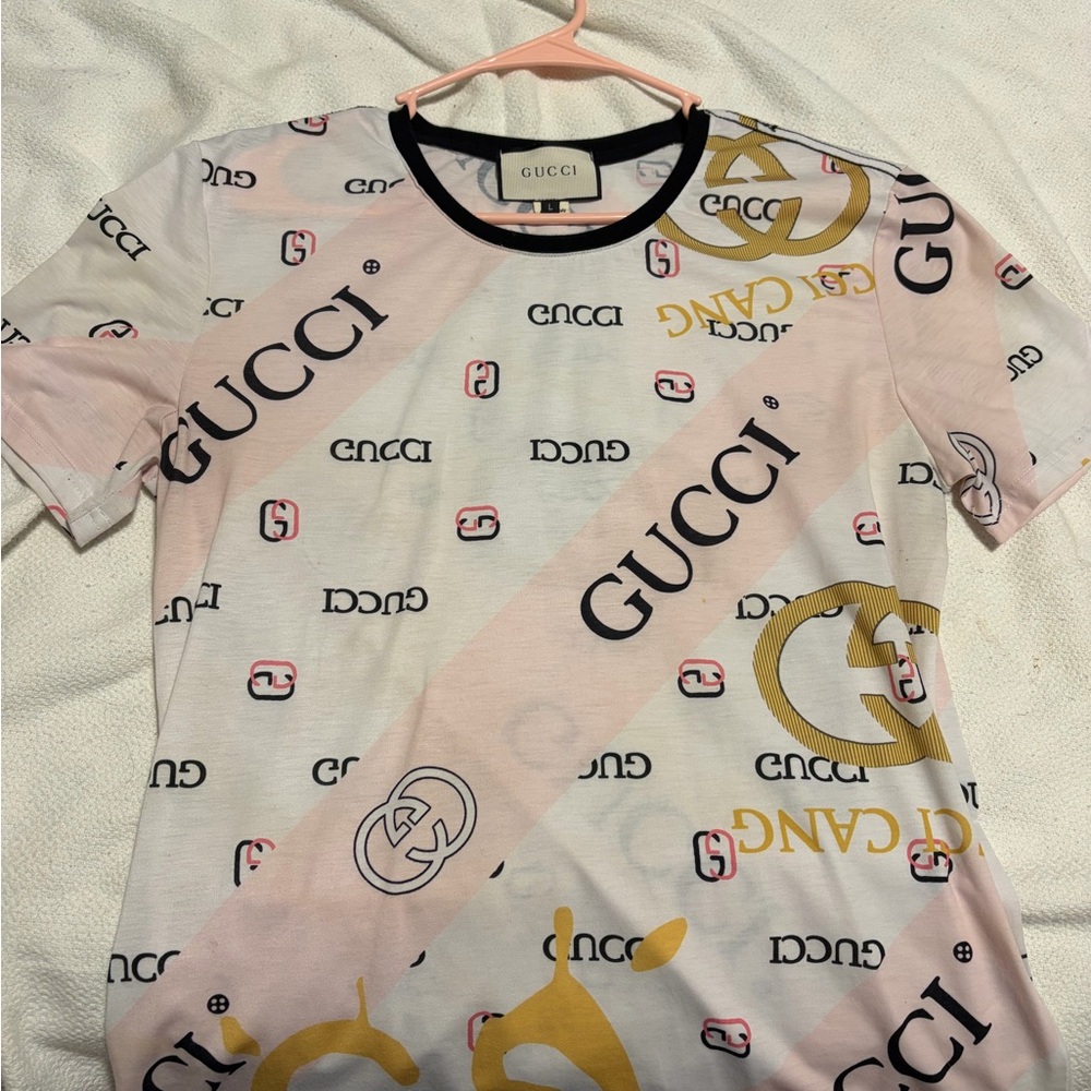 Gucci Light Pink and Black Logo Graphic Tee